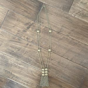 Banana Republic long necklace